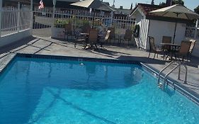Holiday Motel Oakdale